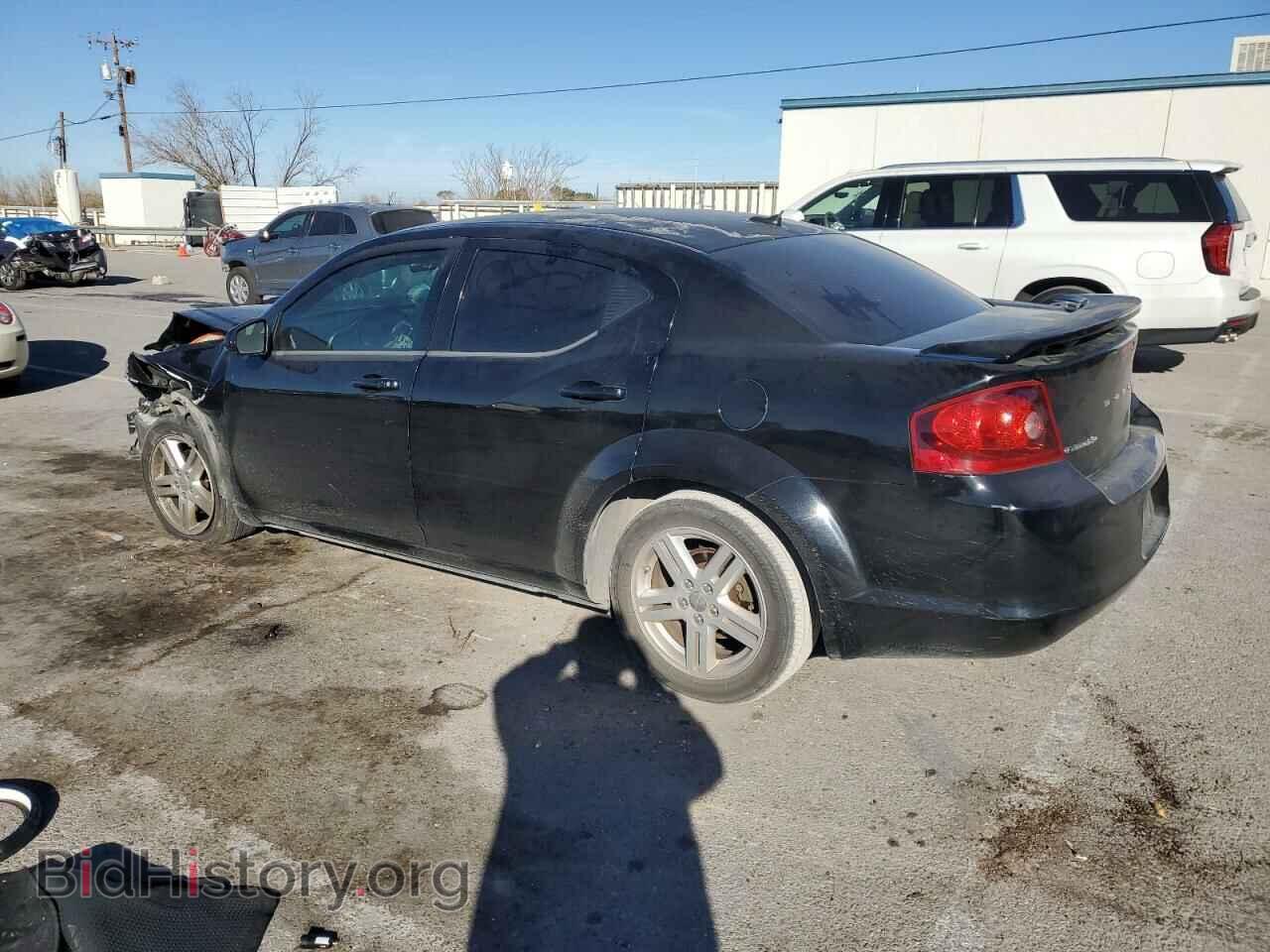 2011 DODGE AVENGER - VIN: 1B3BD1FB5BN561863 - Фото 2