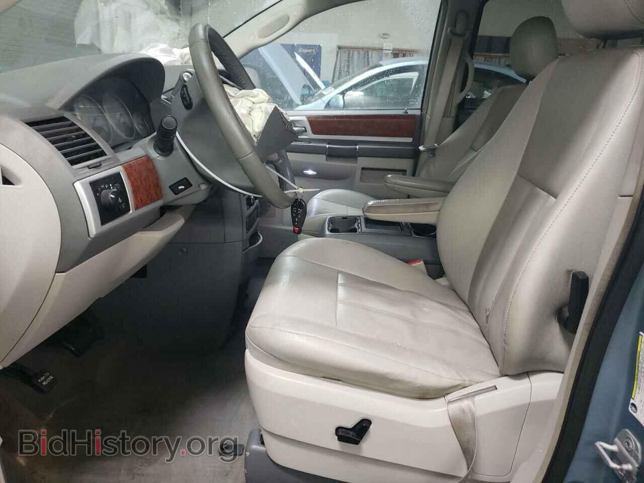 2009 CHRYSLER MINIVAN - VIN: 2A8HR54X79R616013 - Фото 7