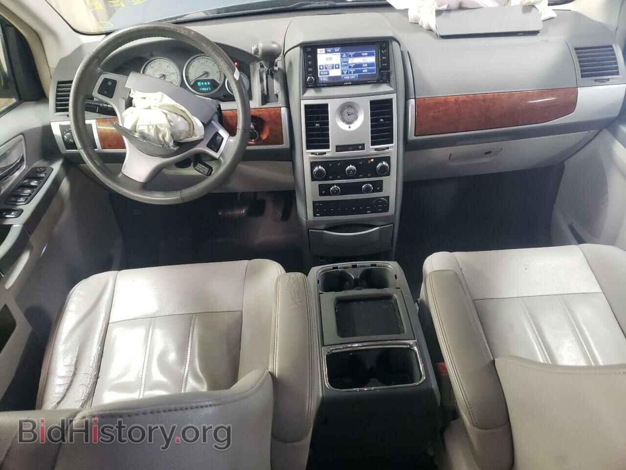2009 CHRYSLER MINIVAN - VIN: 2A8HR54X79R616013 - Фото 8
