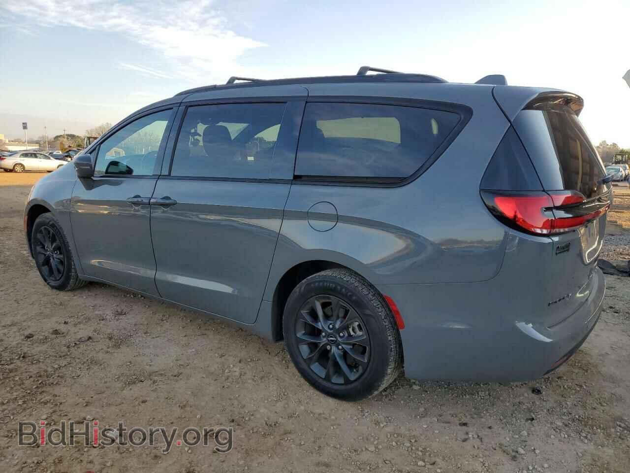 2021 CHRYSLER PACIFICA - VIN: 2C4RC1BG6MR558915 - Фото 2