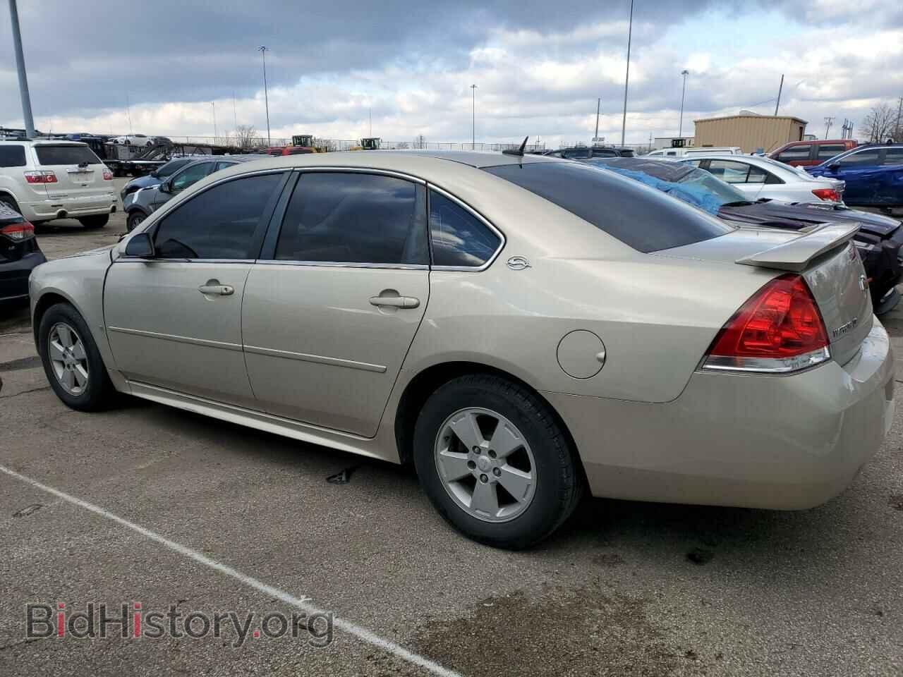 2009 CHEVROLET IMPALA - VIN: 2G1WT57K391242085 - Фото 2