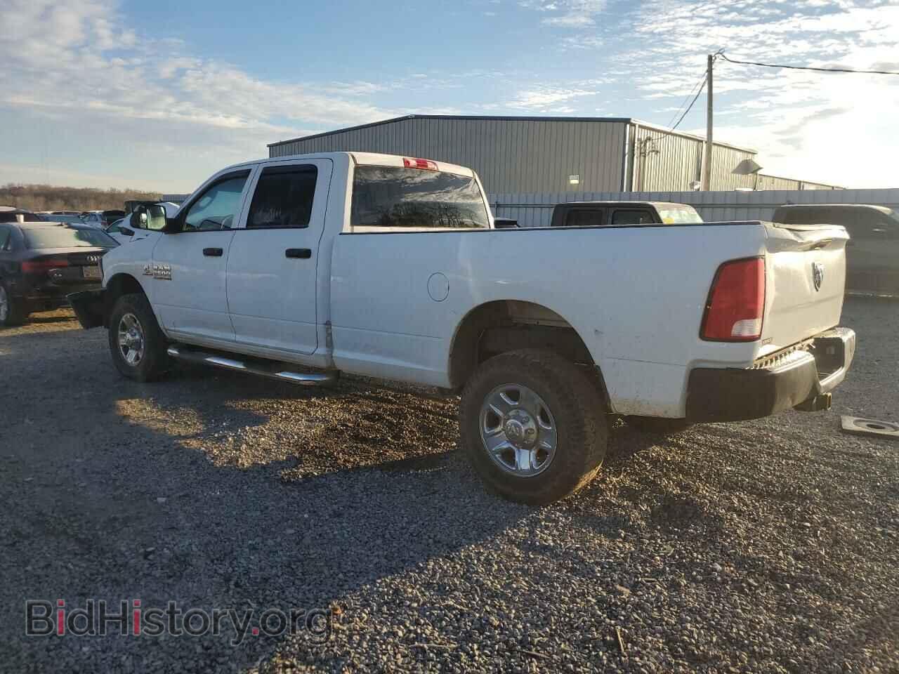2015 RAM All Models - VIN: 3C6UR5HL5FG503358 - Photo 2
