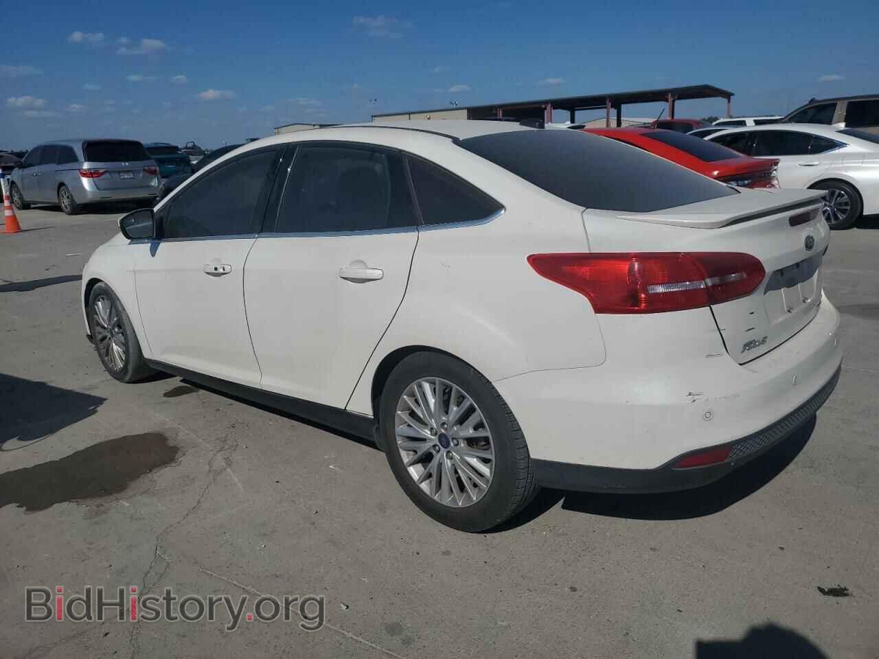 2016 FORD FOCUS - VIN: 1FADP3J22GL406830 - Фото 2
