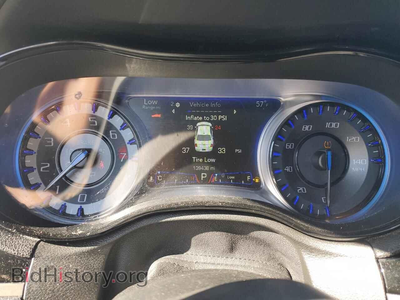2016 CHRYSLER 300 - VIN: 2C3CCAGGXGH270697 - Фото 9