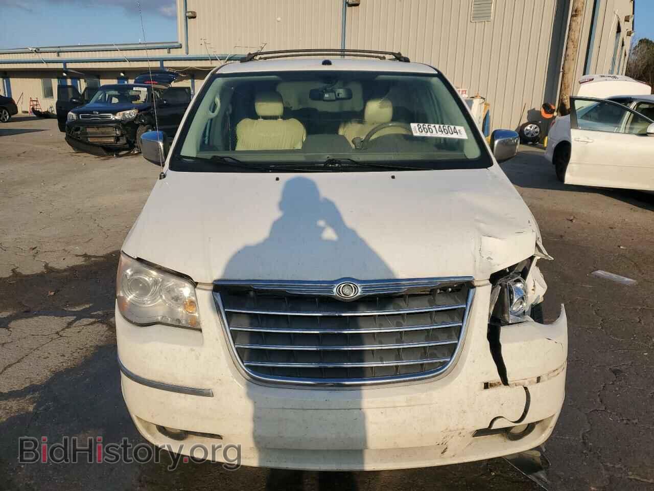 2009 CHRYSLER MINIVAN - VIN: 2A8HR64X69R504163 - Фото 5