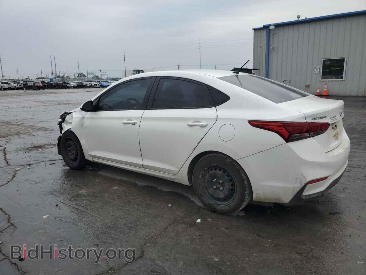 2018 HYUNDAI ACCENT - VIN: 3KPC24A36JE011472 - Фото 2
