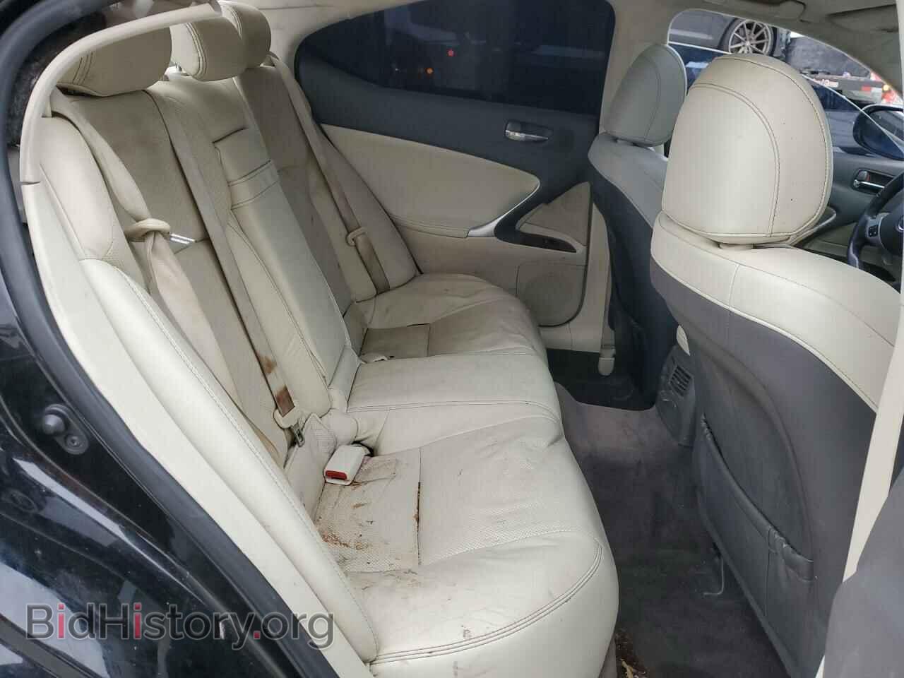 2011 LEXUS IS - VIN: JTHBF5C28B5155532 - Photo 10