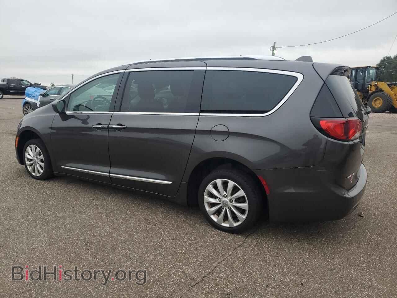 2018 CHRYSLER PACIFICA - VIN: 2C4RC1BG7JR279727 - Photo 2