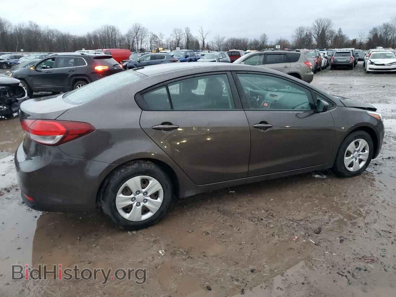 2017 KIA FORTE - VIN: 3KPFK4A7XHE159179 - Фото 3