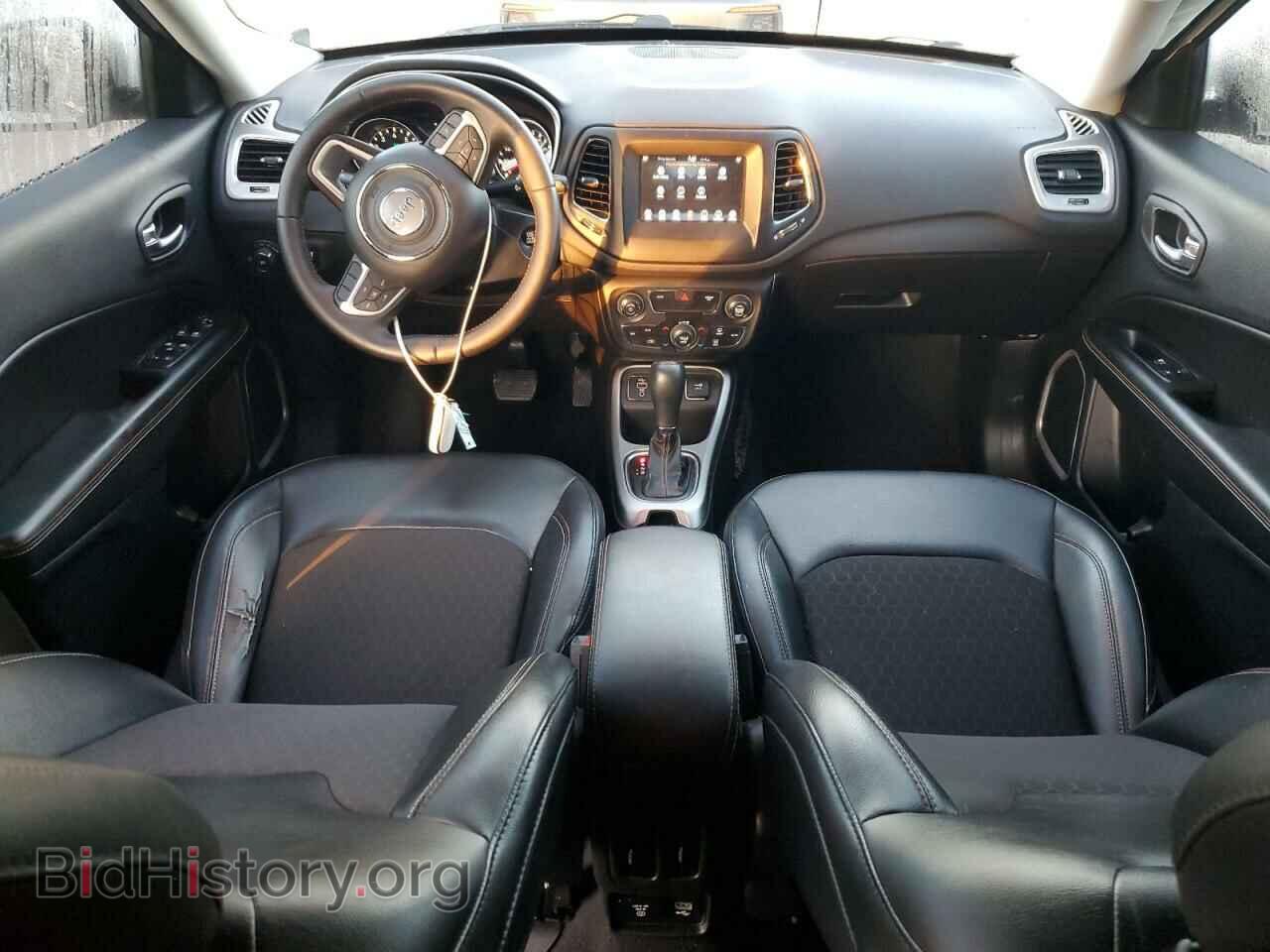 2019 JEEP COMPASS - VIN: 3C4NJCBB2KT615092 - Фото 8