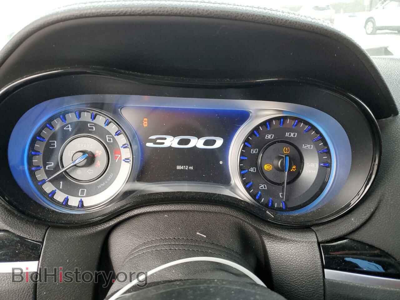 2019 CHRYSLER 300 - VIN: 2C3CCAGG4KH561480 - Фото 9