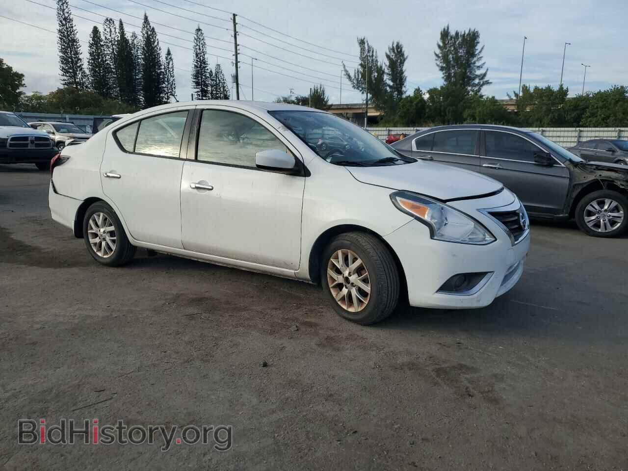 2017 NISSAN VERSA - VIN: 3N1CN7AP1HL856878 - Фото 4