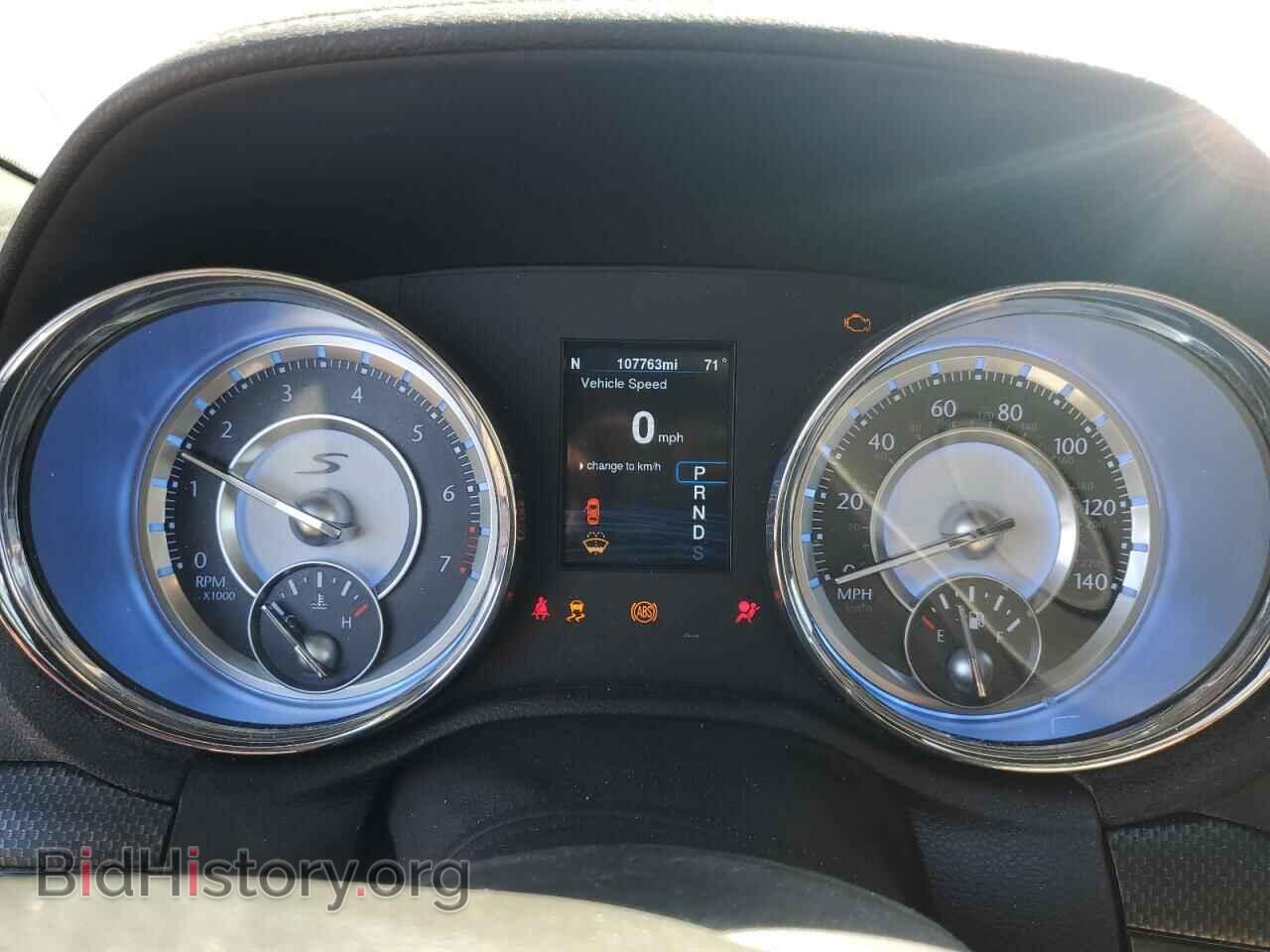 2014 CHRYSLER 300 - VIN: 2C3CCAGG7EH311896 - Фото 9