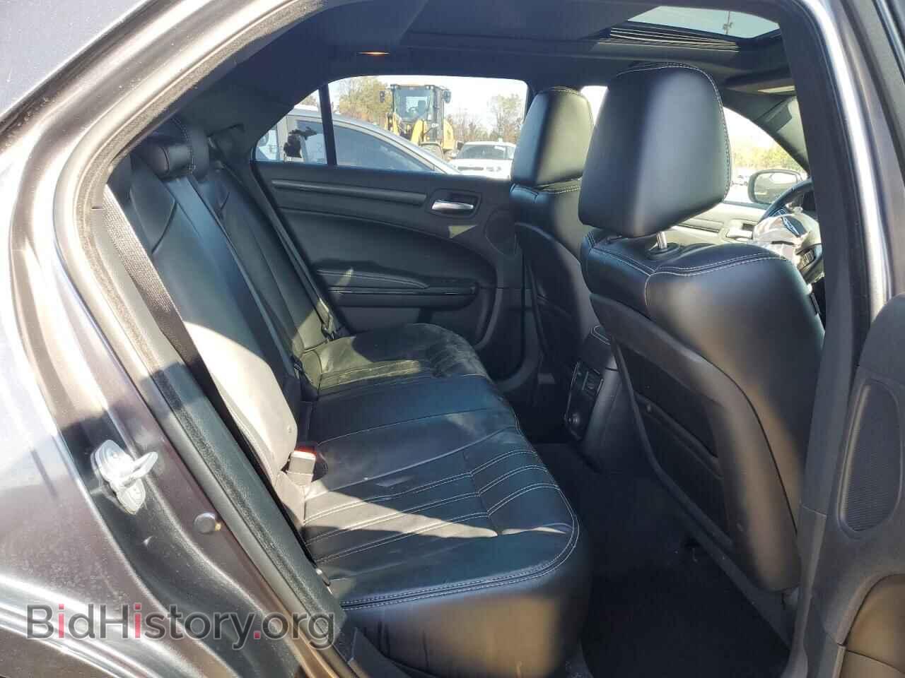 2014 CHRYSLER 300 - VIN: 2C3CCAGG7EH311896 - Фото 10