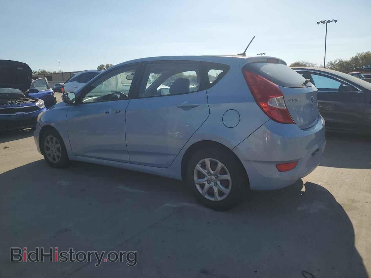 2014 HYUNDAI ACCENT - VIN: KMHCT5AE1EU177082 - Фото 2