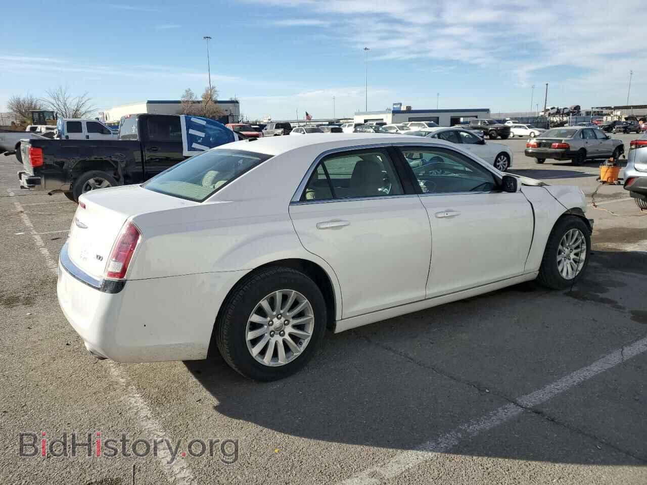 2012 CHRYSLER 300 - VIN: 2C3CCAAG8CH207861 - Фото 3