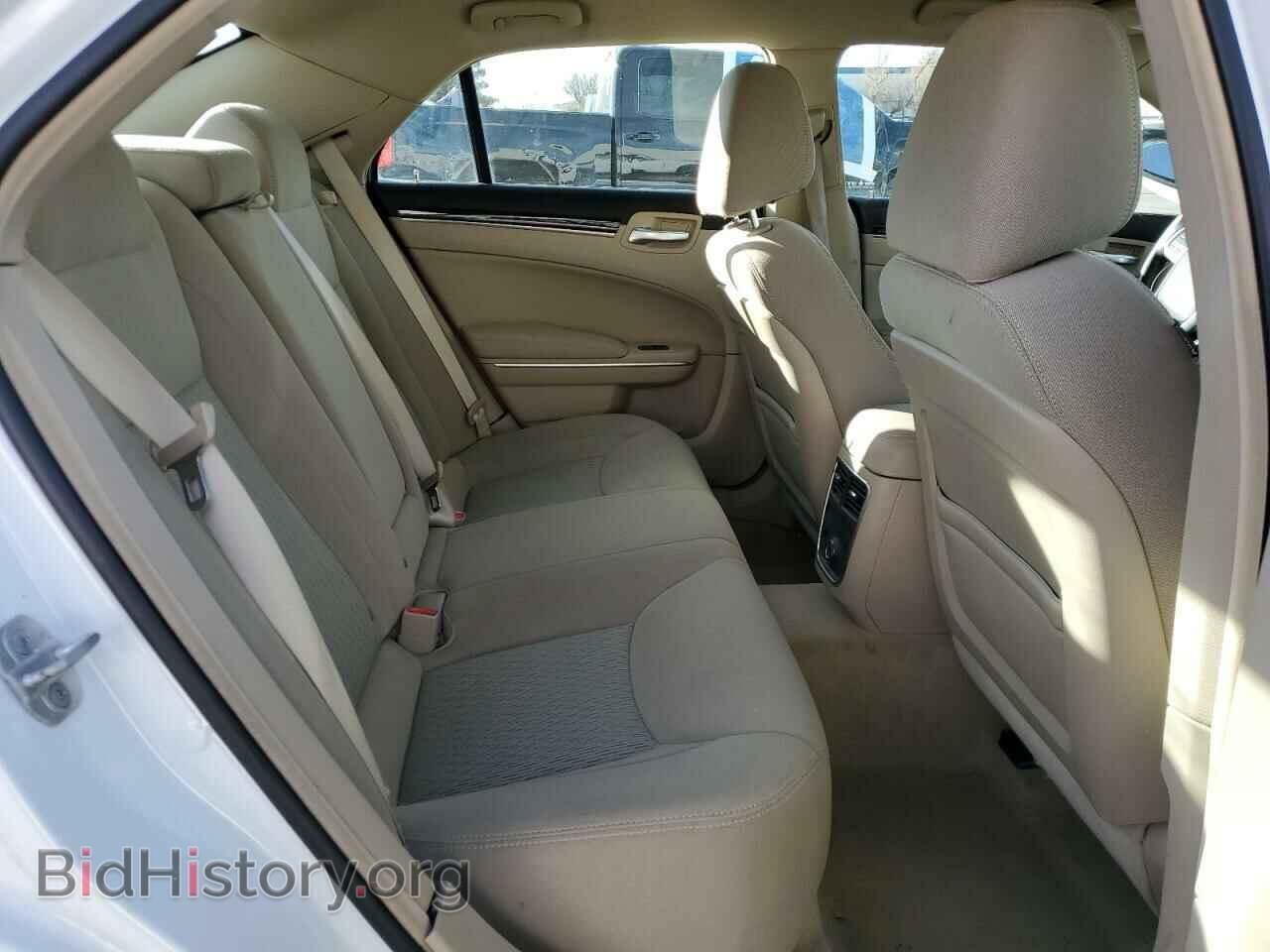 2012 CHRYSLER 300 - VIN: 2C3CCAAG8CH207861 - Фото 10