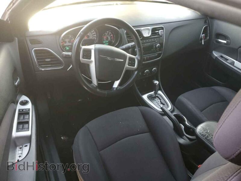 2013 Chrysler 200 (VIN 1C3BCBEB9DN511998) — фото 8 из 12