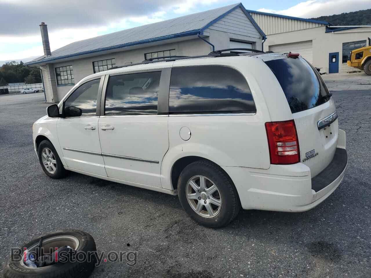 2010 CHRYSLER MINIVAN - VIN: 2A4RR5D18AR229010 - Фото 2
