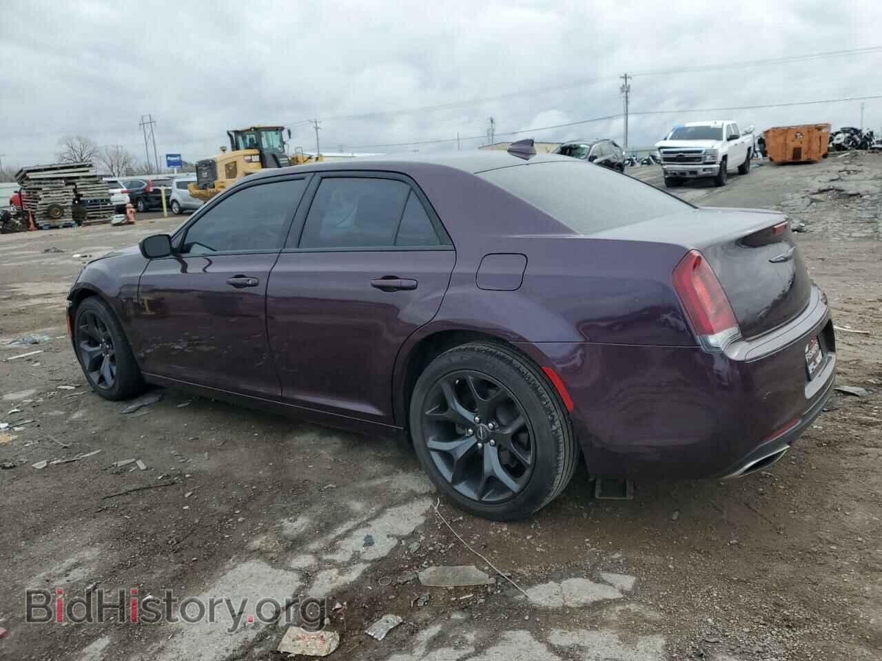 2020 CHRYSLER 300 - VIN: 2C3CCAAG1LH212593 - Фото 2