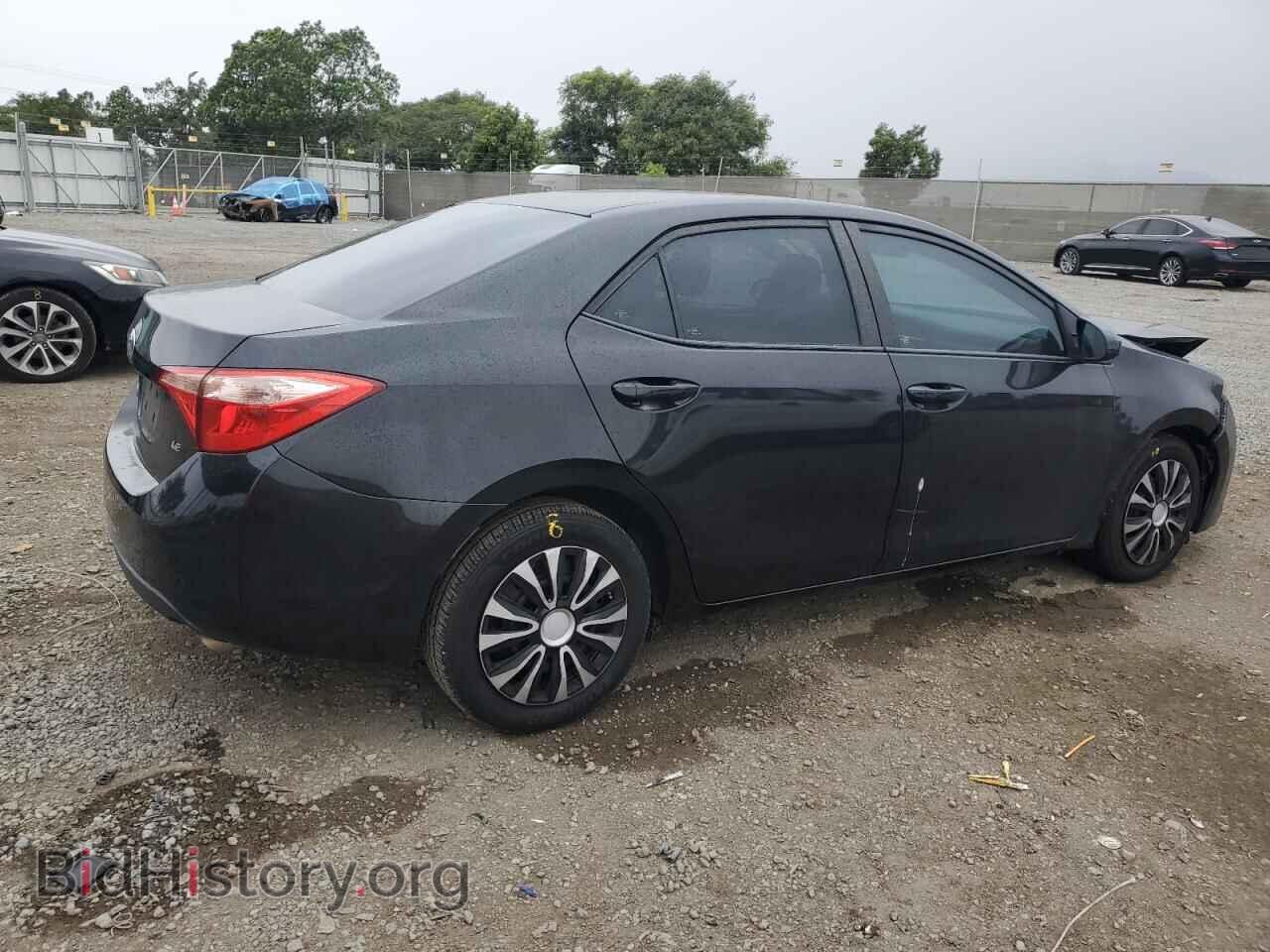 2017 TOYOTA COROLLA - VIN: 2T1BURHE5HC886061 - Фото 3