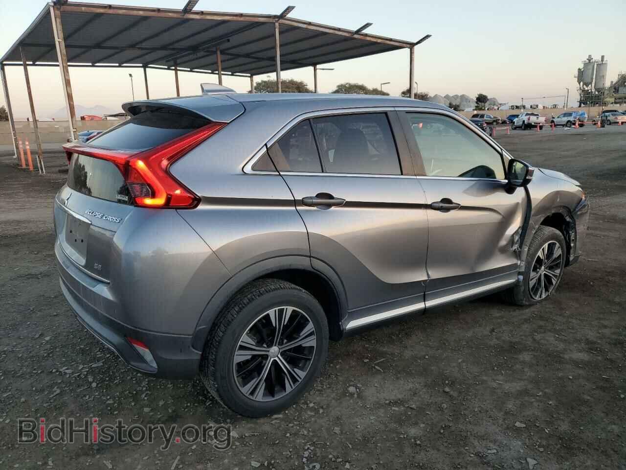 2018 MITSUBISHI ECLIPSE - VIN: JA4AT5AA1JZ037677 - Photo 3