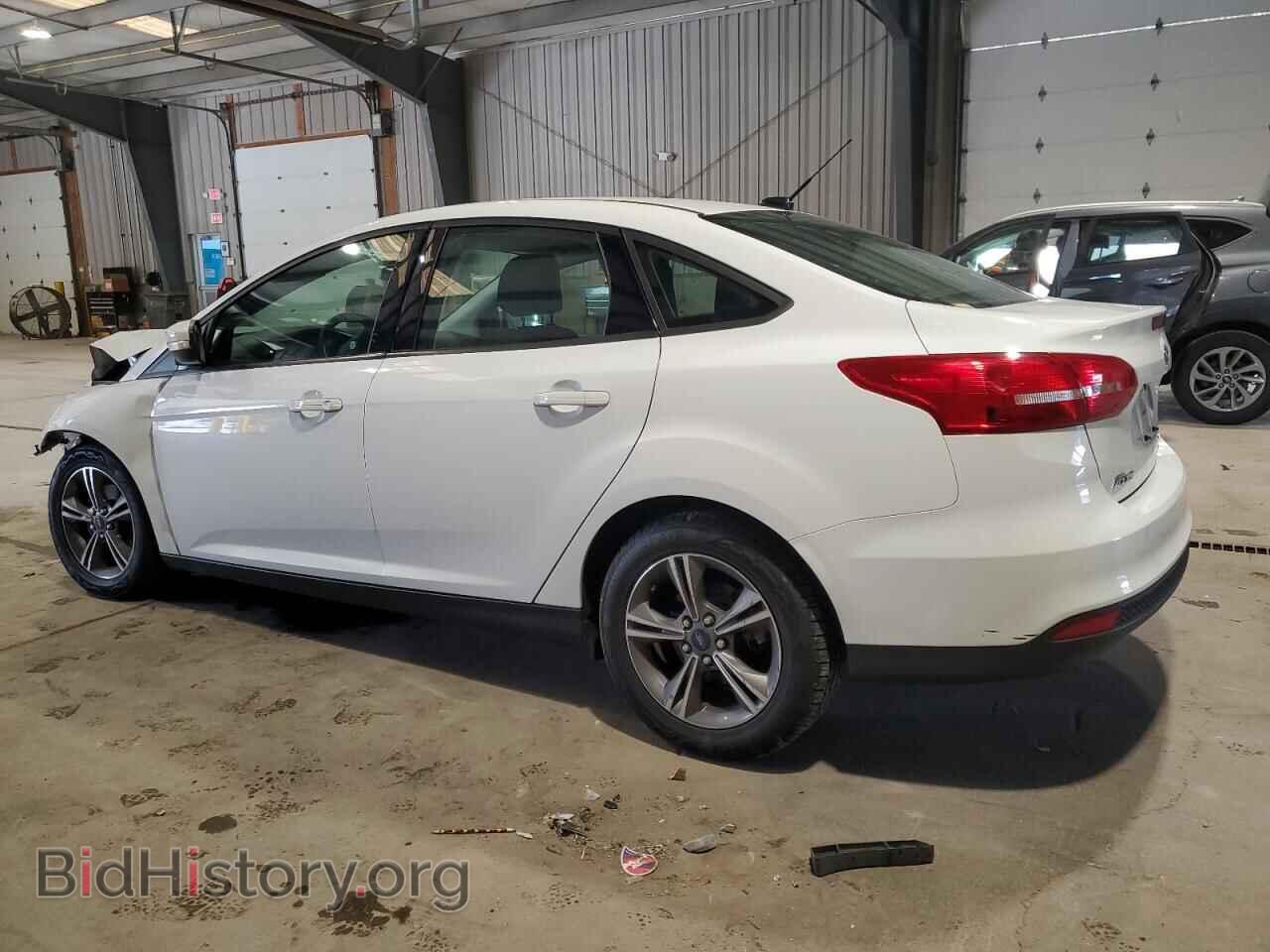 2018 FORD FOCUS - VIN: 1FADP3FE1JL209903 - Фото 2
