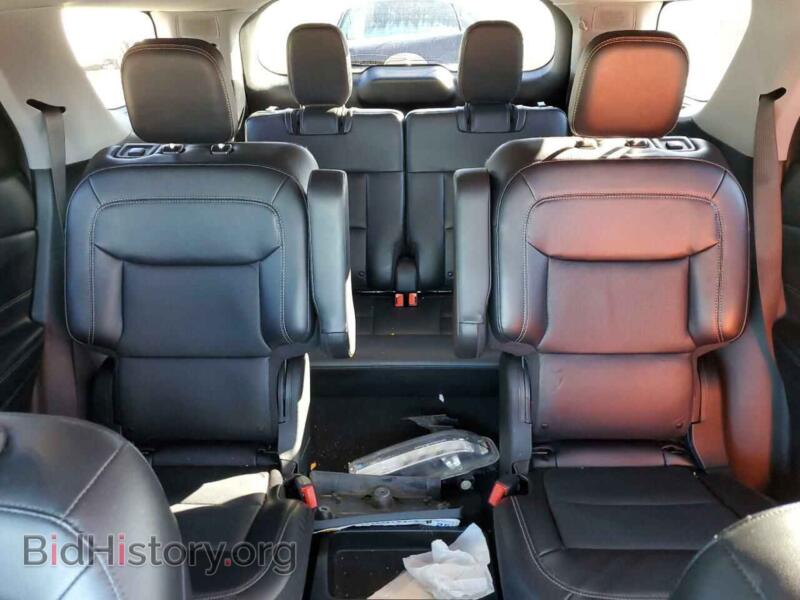 2021 Ford EXPLORER (VIN 1FMSK8FH6MGB68118) — photo 10 of 13