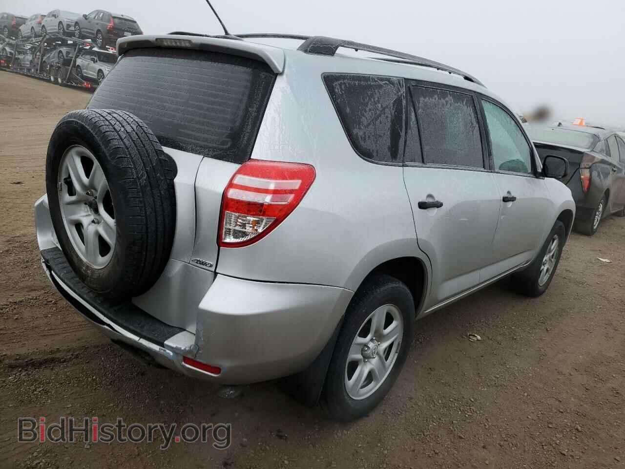 2011 TOYOTA RAV4 - VIN: 2T3BF4DV6BW127371 - Фото 3