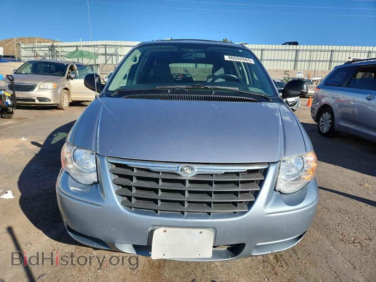 2006 CHRYSLER MINIVAN - VIN: 2A4GP44R26R800866 - Фото 5