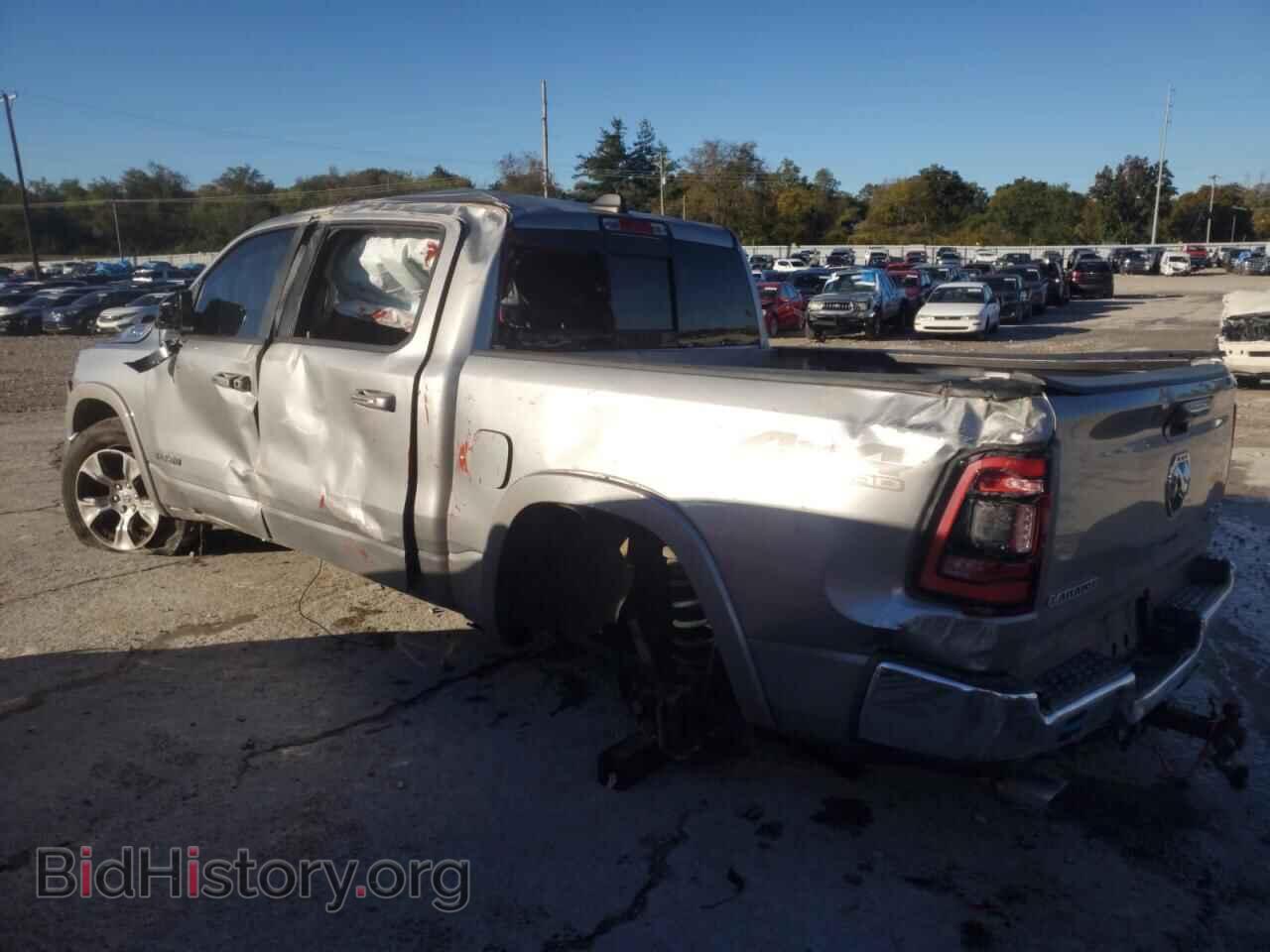 2019 RAM 1500 - VIN: 1C6SRFJTXKN772948 - Фото 2