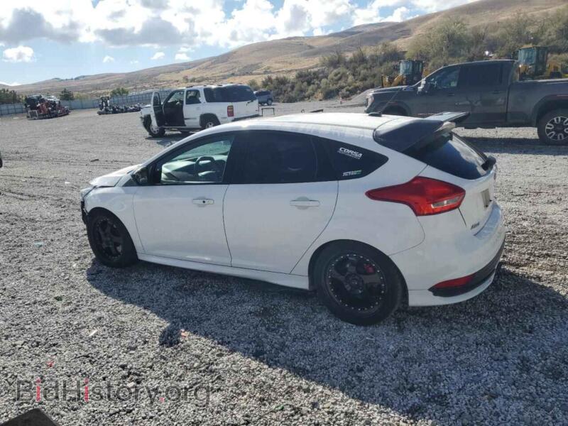 2017 Ford FOCUS (VIN 1FADP3L92HL329131) — фото 2 из 15