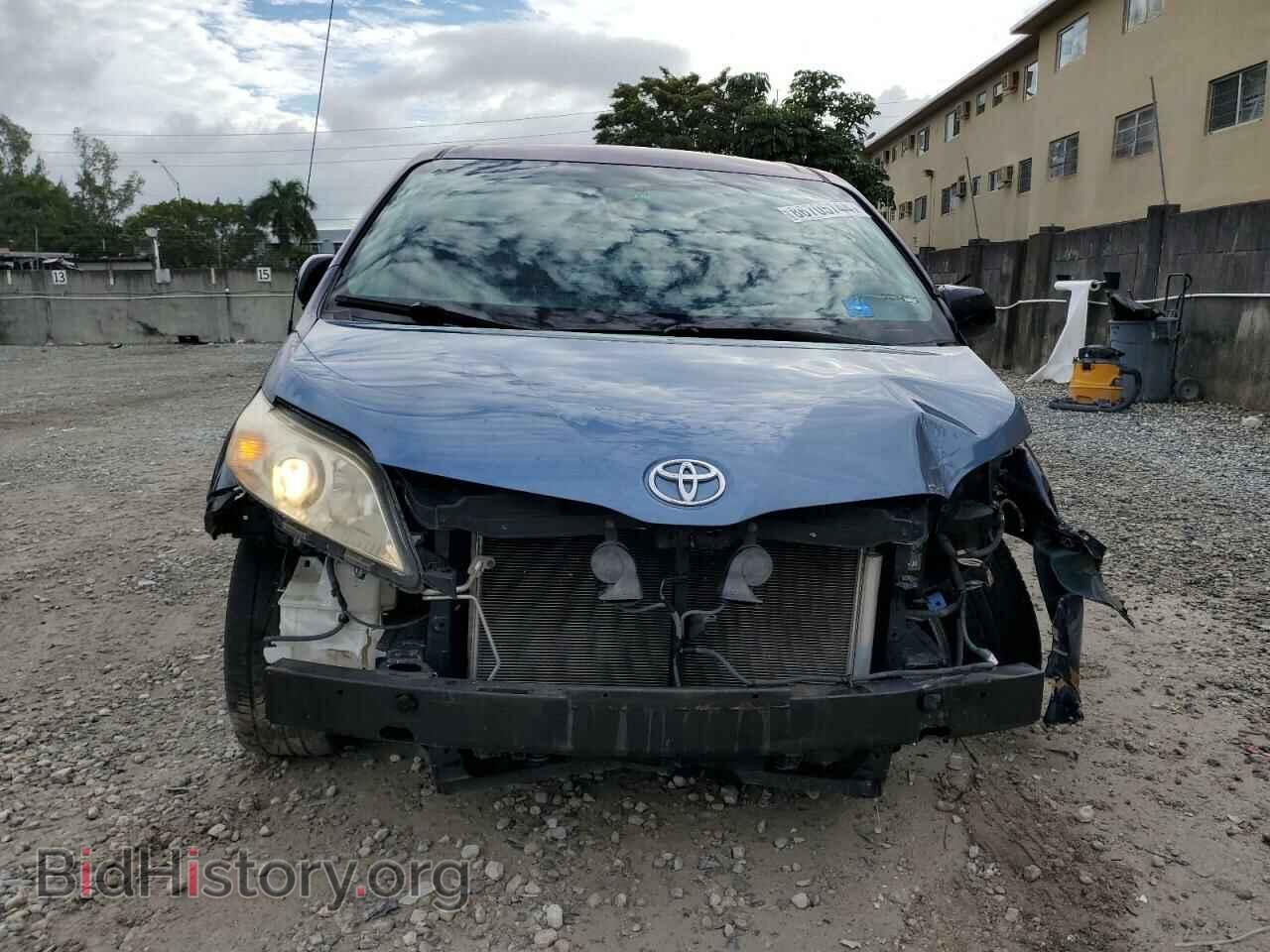 2012 TOYOTA All Models - VIN: 5TDKK3DC6CS274586 - Фото 5