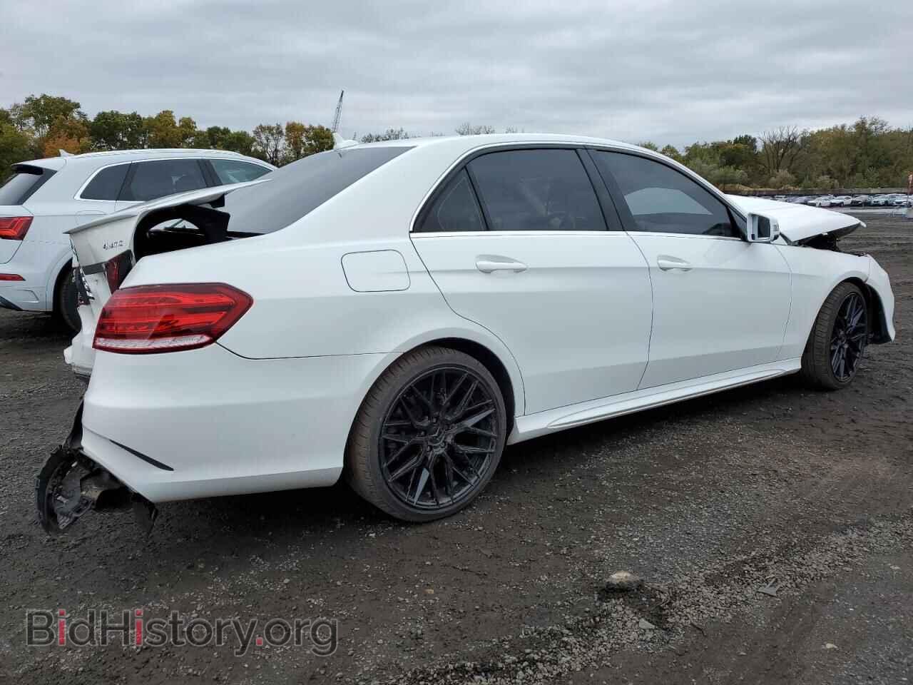 2016 MERCEDES-BENZ E-CLASS - VIN: WDDHF8JB4GB272183 - Фото 3