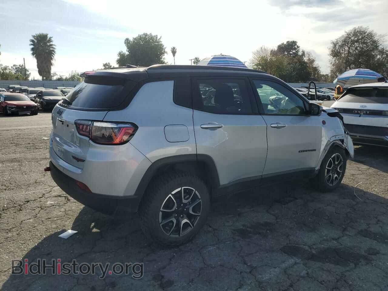 2024 JEEP COMPASS - VIN: 3C4NJDDN9RT144999 - Фото 3