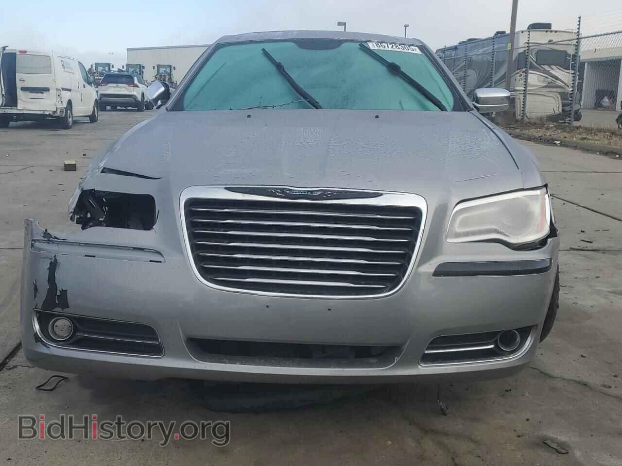 2014 CHRYSLER 300 - VIN: 2C3CCAET0EH308600 - Фото 5