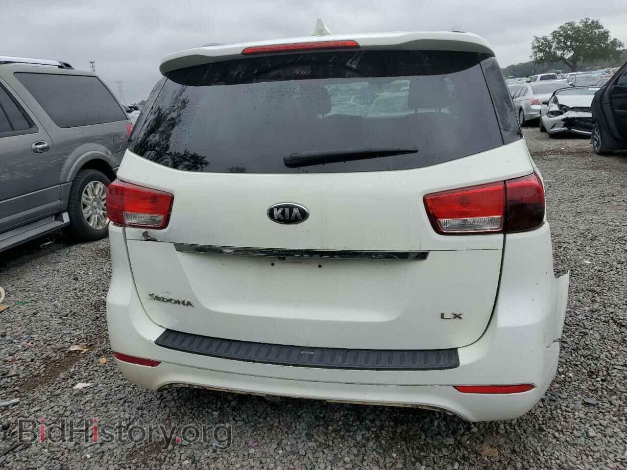 2015 KIA All Models - VIN: KNDMB5C19F6066467 - Photo 6