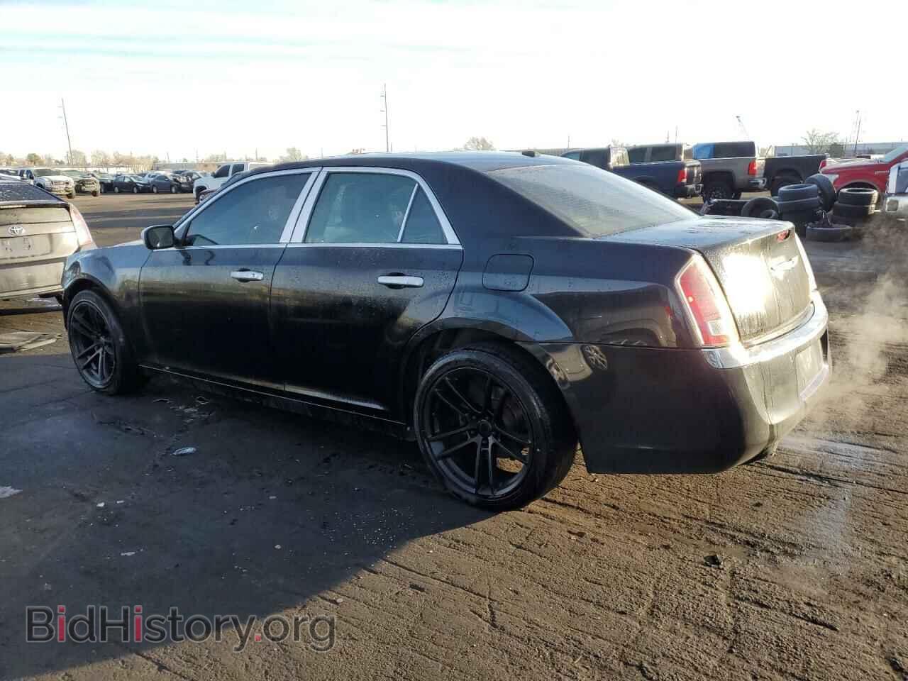 2011 CHRYSLER 300 - VIN: 2C3CA5CG1BH514359 - Фото 2