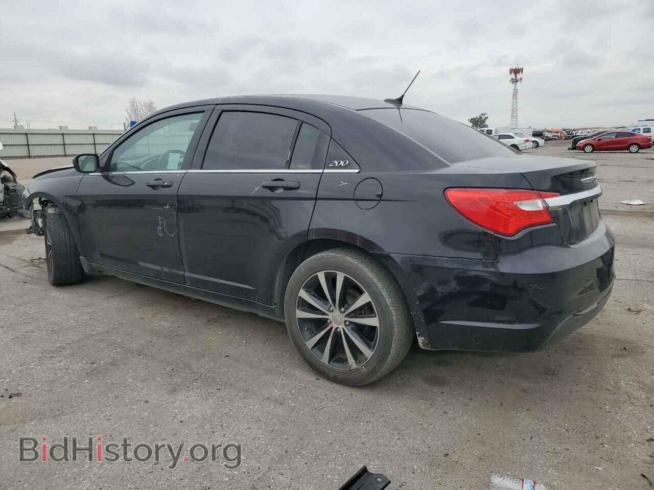 2013 CHRYSLER 200 - VIN: 1C3CCBBG9DN737561 - Фото 2