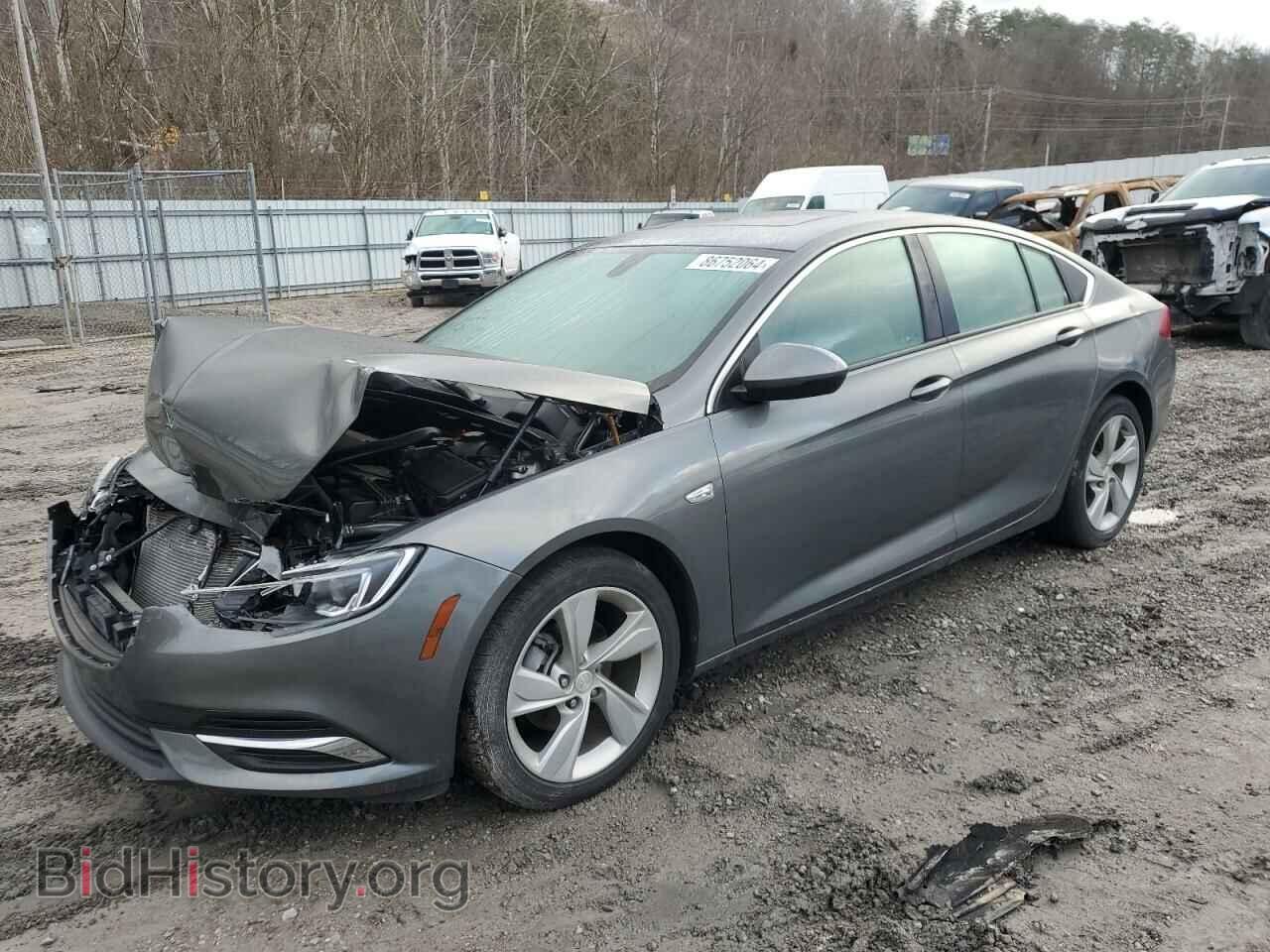 Photo W04GL6SX5J1050983 - BUICK REGAL 2018