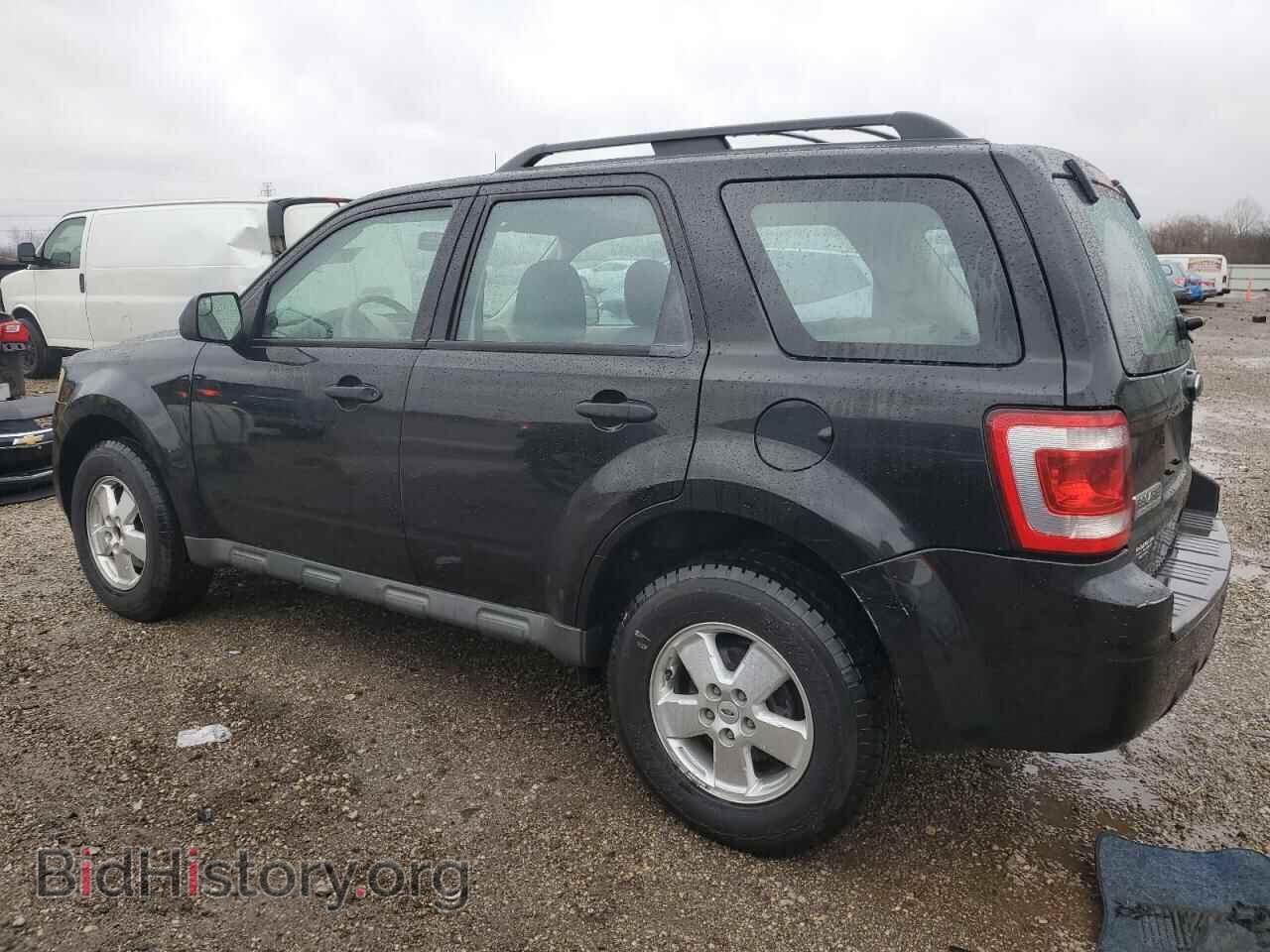 2011 FORD ESCAPE - VIN: 1FMCU0C72BKA47995 - Фото 2