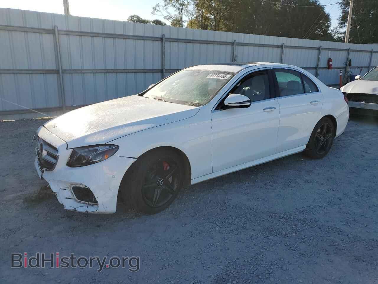 Photo WDDZF4JB7HA049401 - MERCEDES-BENZ E-CLASS 2017