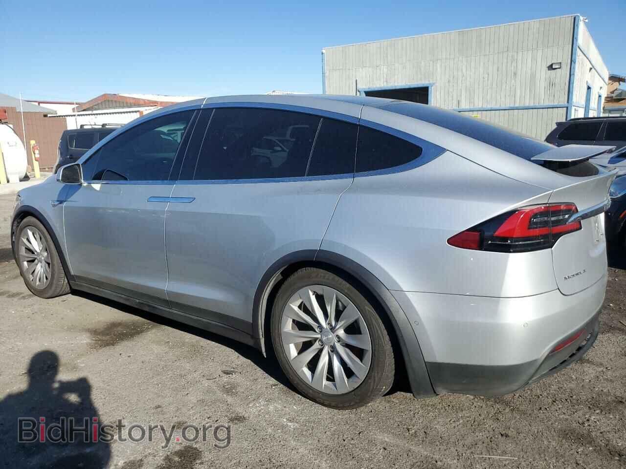 2016 TESLA MODEL X - VIN: 5YJXCBE41GF000758 - Фото 2