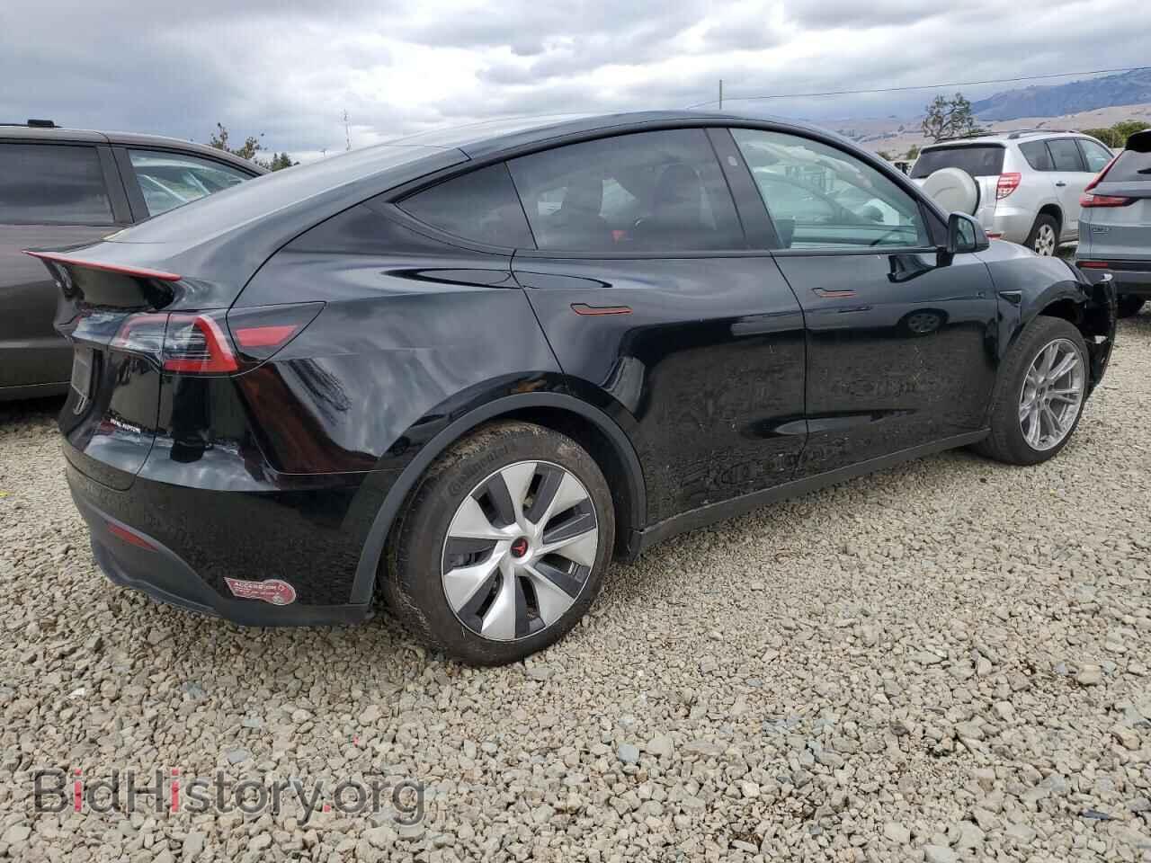 2024 TESLA MODEL Y - VIN: 7SAYGDEE1RF003176 - Фото 3
