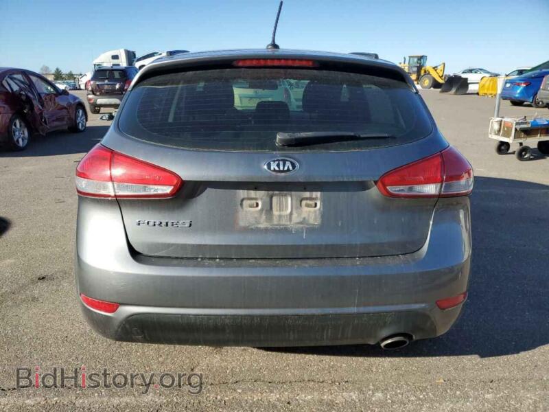 2016 Kia FORTE (VIN KNAFK5A89G5591090) — фото 6 из 12