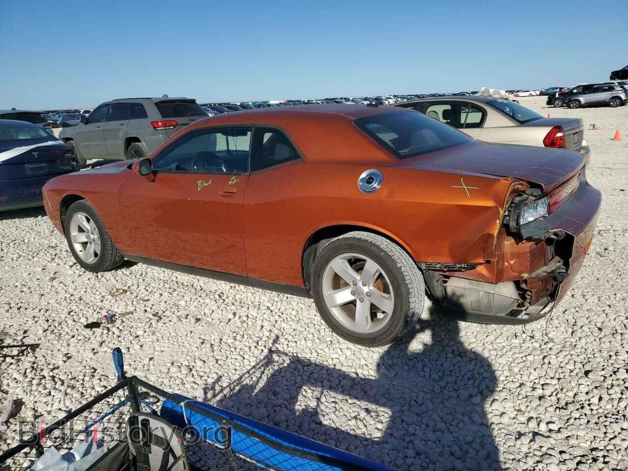 2011 DODGE CHALLENGER - VIN: 2B3CJ4DG2BH596642 - Фото 2