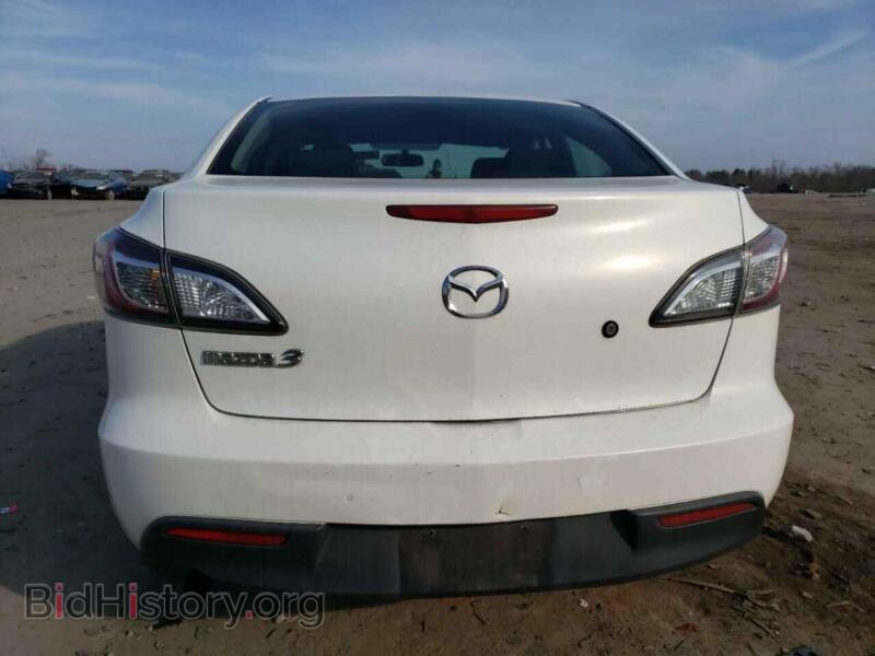 2011 Mazda 3 (VIN JM1BL1UG8B1900624) — фото 6 из 12
