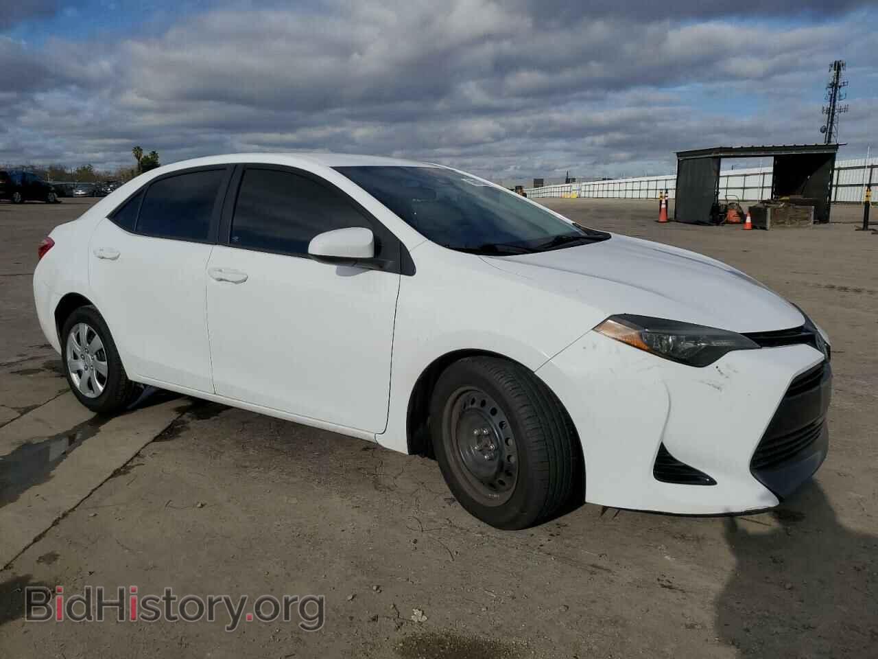 2017 TOYOTA COROLLA - VIN: 2T1BURHE5HC943004 - Фото 4