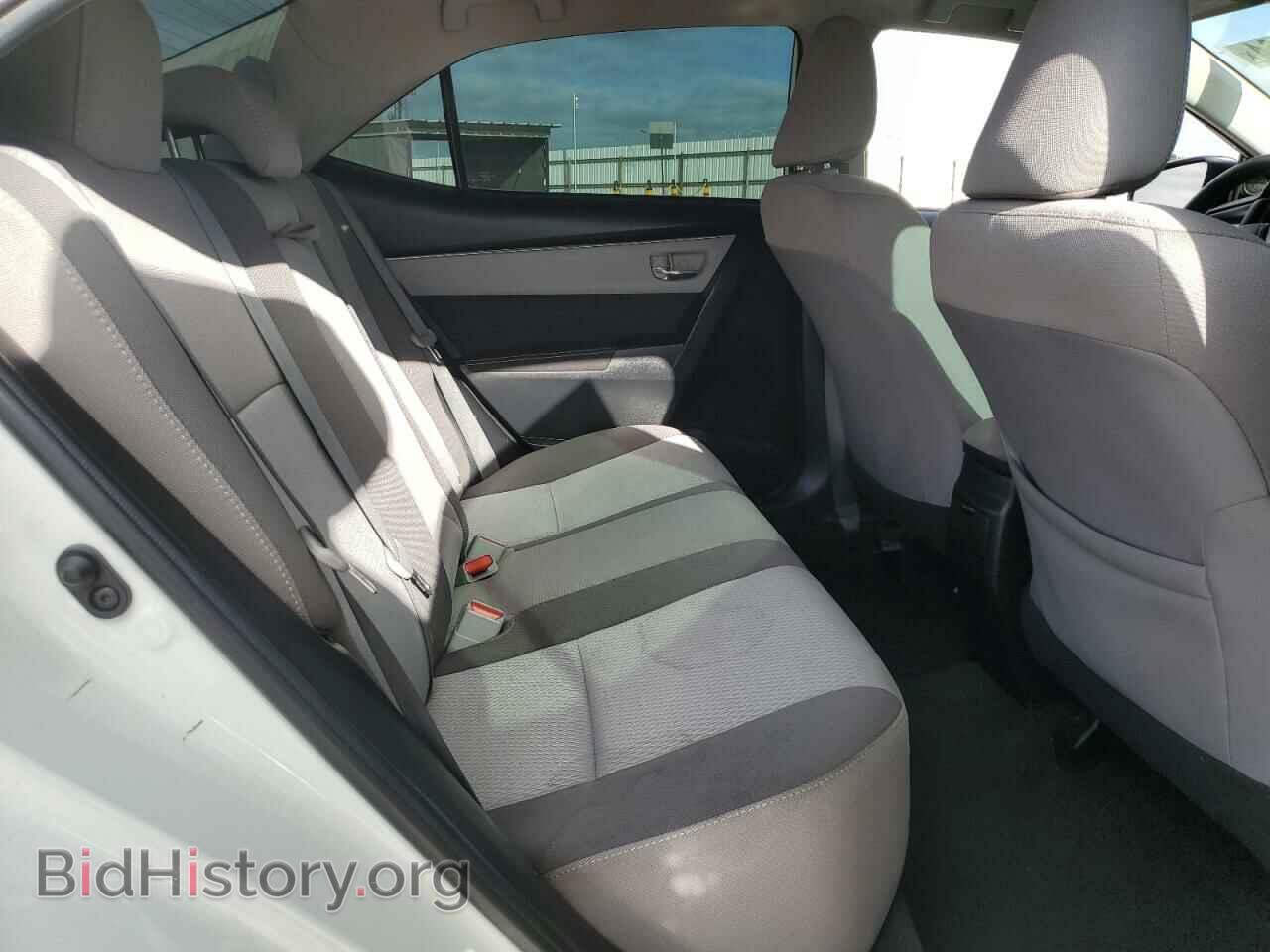 2017 TOYOTA COROLLA - VIN: 2T1BURHE5HC943004 - Фото 10