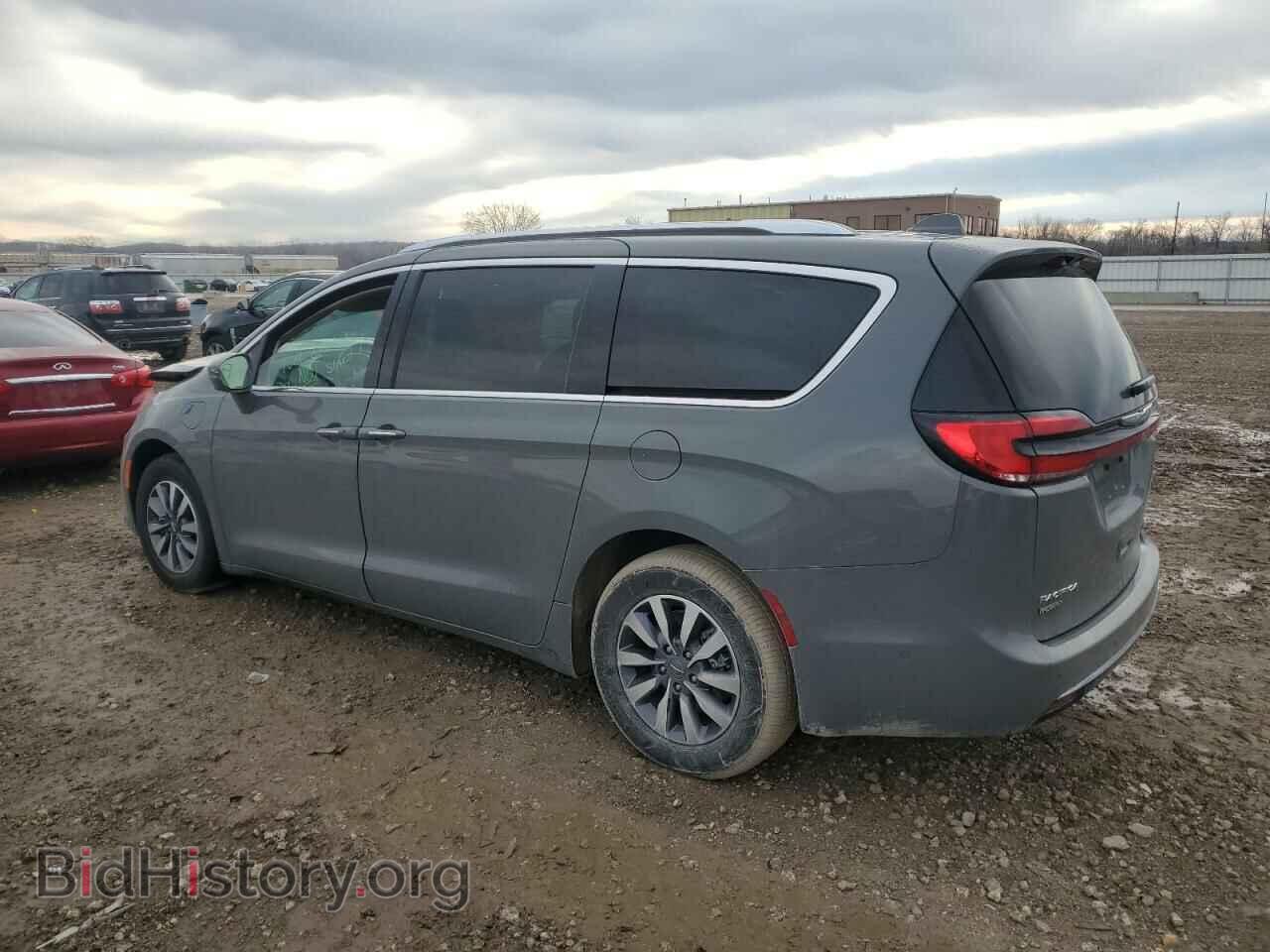 2021 CHRYSLER PACIFICA - VIN: 2C4RC1L7XMR597005 - Фото 2
